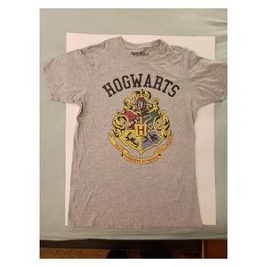 Harry Potter Hogwarts Crest shirt